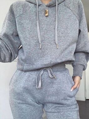NWT’S JLUXLABEL FLEECE MATCHING JOGGER SET!